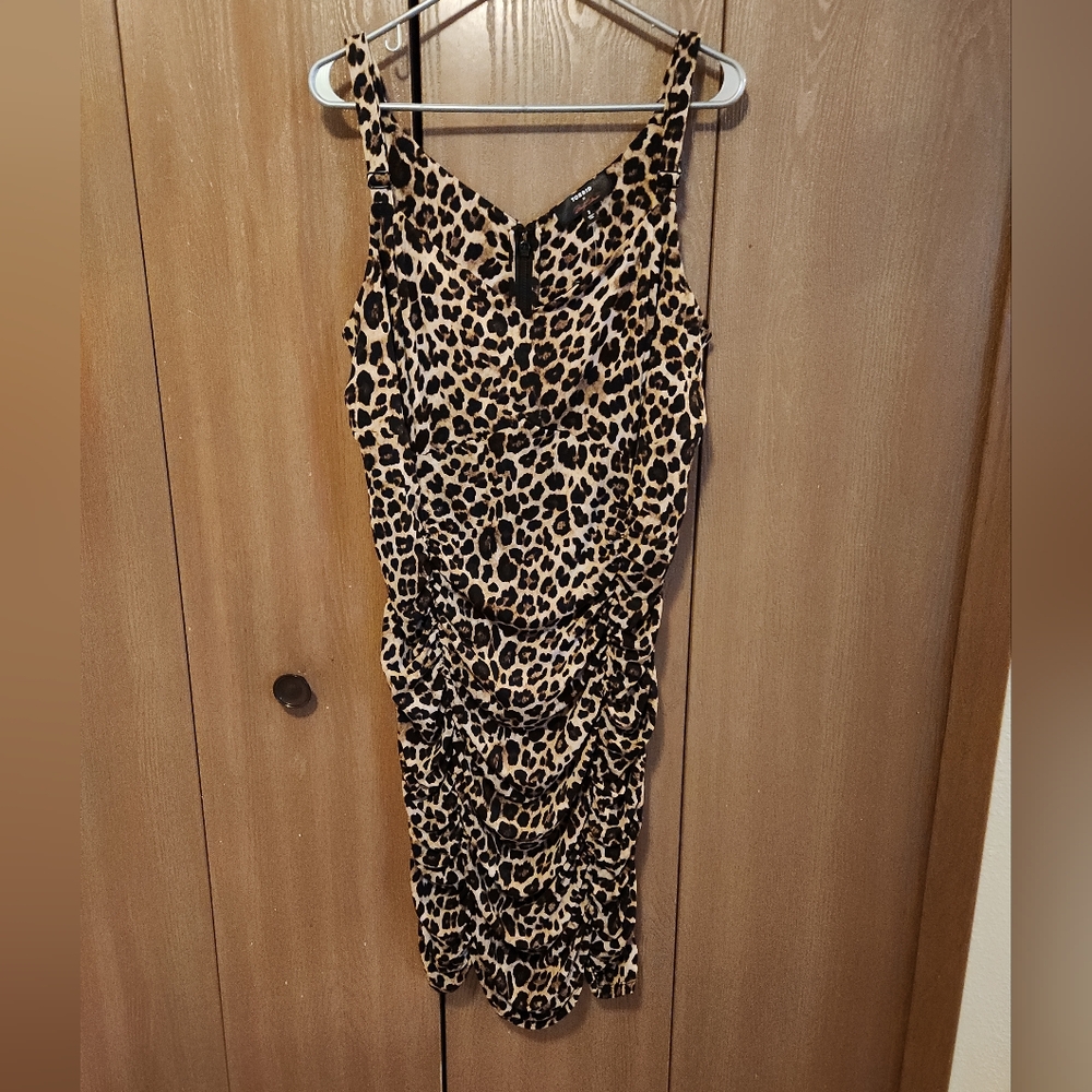 TORRID x MARILYN MONROE Leopard Print Ruched Midi V-Back Dress Size 3 22-24 NWT